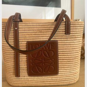 BRAND NEW Loewe Small Square Leather-Trimmed Raffia Basket Bag
